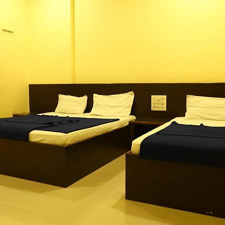 Sai Madhavi Palace Hotel Shirdi Ngoại thất bức ảnh