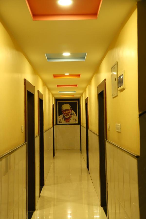 Sai Madhavi Palace Hotel Shirdi Ngoại thất bức ảnh