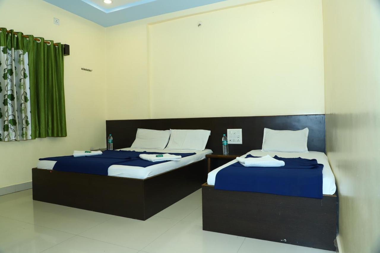 Sai Madhavi Palace Hotel Shirdi Ngoại thất bức ảnh