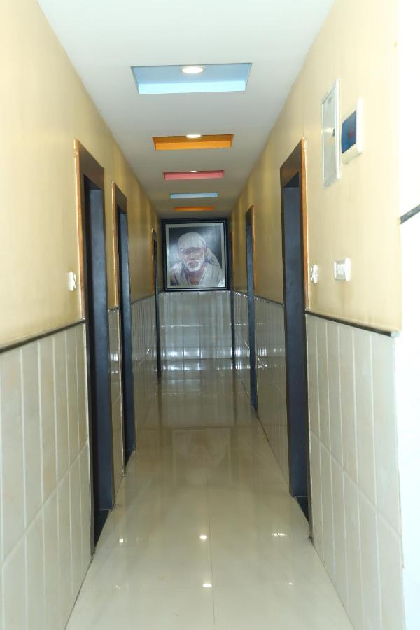 Sai Madhavi Palace Hotel Shirdi Ngoại thất bức ảnh